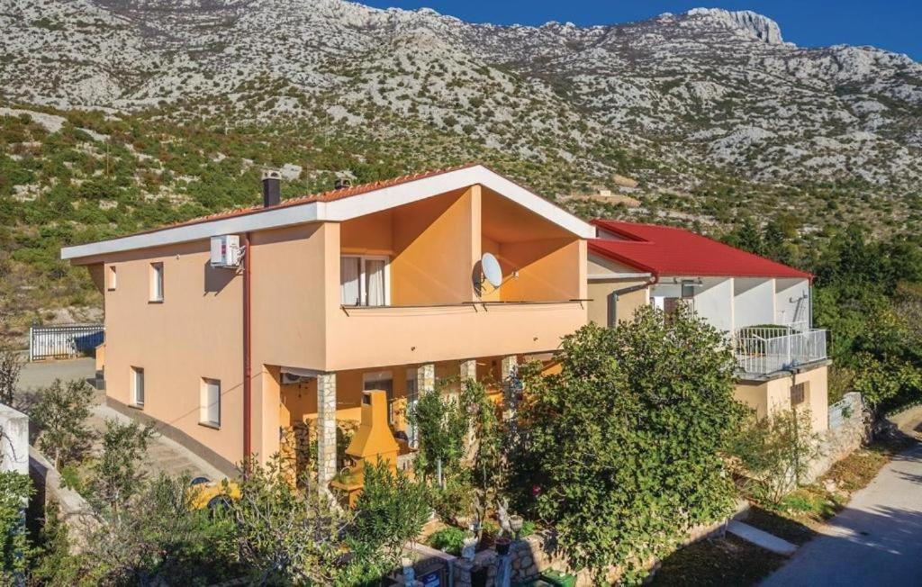 Apartmani Ivankovic Karlobag Ngoại thất bức ảnh