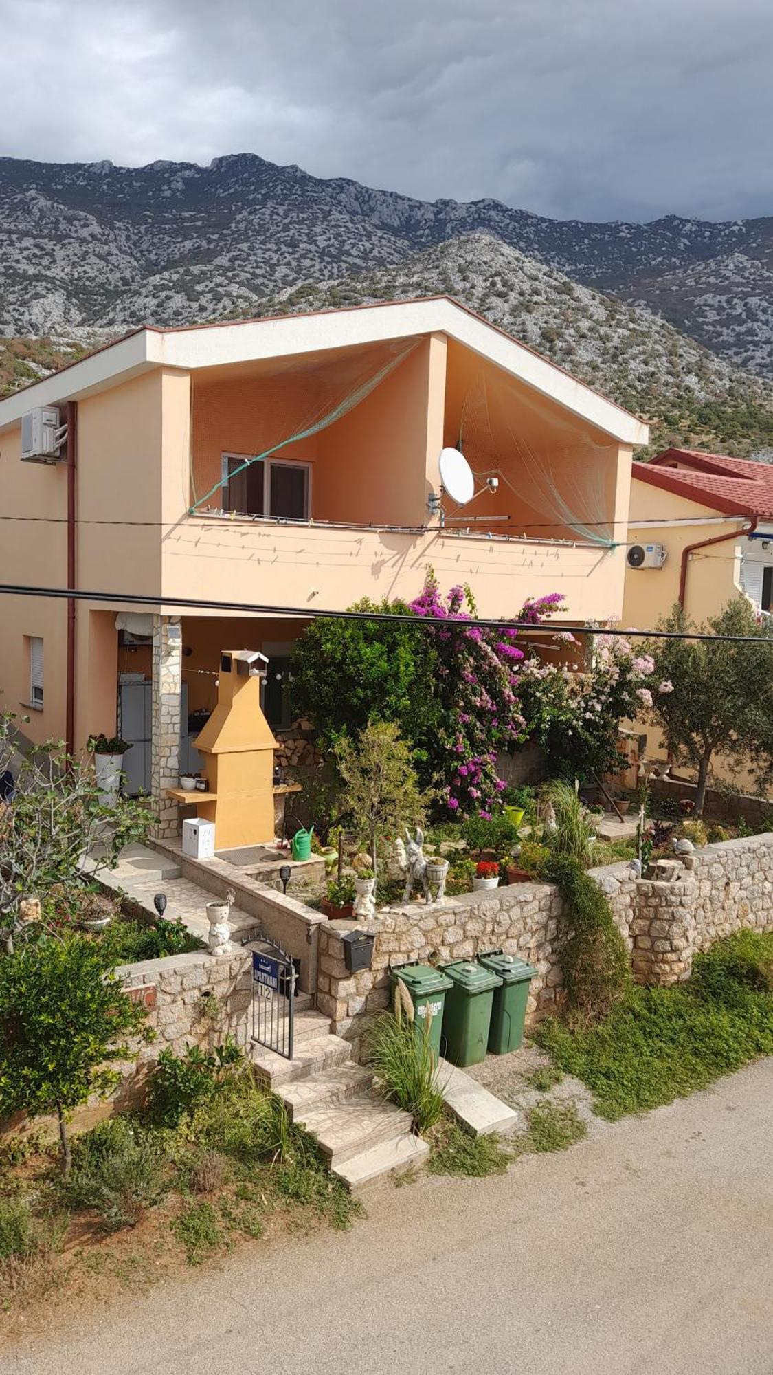 Apartmani Ivankovic Karlobag Phòng bức ảnh